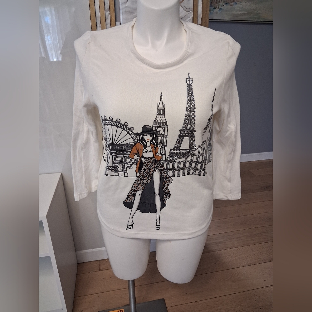 Graphic Print White Top